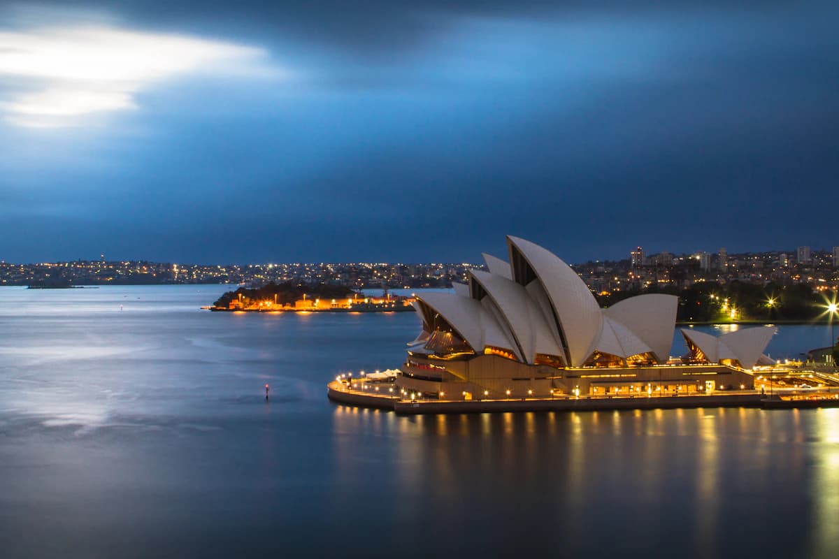 Sydney Harbour, Opera House and city skyline in Australia